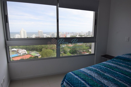 Imagen 23 de 30 de Apartamento De Categoría Con Vista Hacia La Mansa En Todos Sus Hambientes!! - Punta Del Este Roosevelt