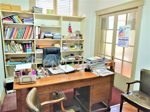 Imagen 6 de 15 de Venta De Oficina Con 254mts2 Y 1e, En Calle Dieciocho, Sa...