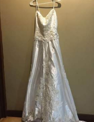 Imagen 7 de 9 de Vestido Blanco Usado De Novia Talla M Excelente Estado.
