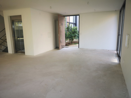 Imagem 5 de 30 de Casa 473 Mts 4 Suítes, 4 Vagas, Elevador, Quintal, Terraço, Ao Lado Do Parque Villa Lobos. - Casa499m - 69864303
