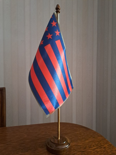 Mastil De Escritorio Con Bandera San Lorenzo