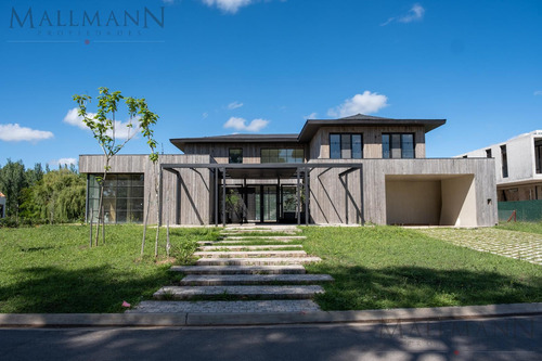 Casa En Venta El Milord, Pilará | Mallmann Propiedades