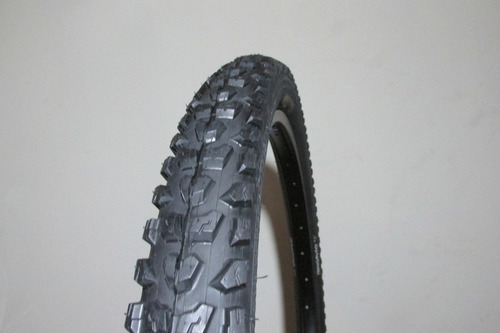 Coraza Chaoyang Gladiator Bicicleta Rin 26 Llanta 26 X 2.40 Color Negro
