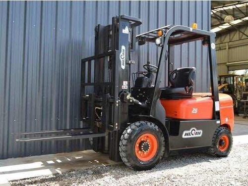 Imagen 2 de 3 de Autoelevador Wecan 2.5 T-torre Triple 4.5 Mts Alt. Container
