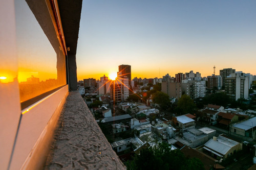 Imagen 27 de 30 de Departamento En Venta Caseros Centro! Permuta