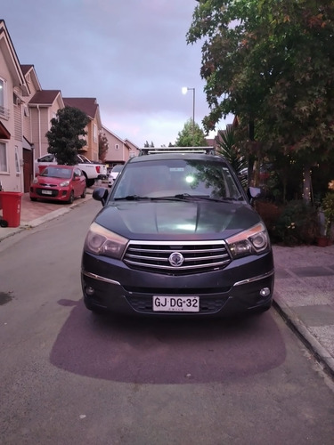 SsangYong Stavic At 4x2