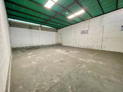 Erika Armeya Vende: Galpón En Zona Industrial I De Barquisimeto Flex: 25-407