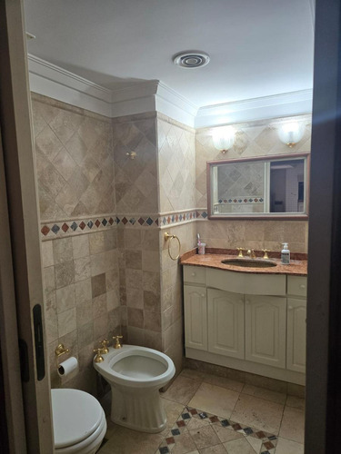 Casa 4 Ambientes En Alquiler Barrio Los Rosales