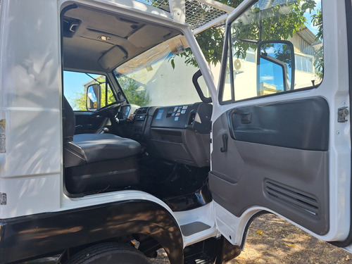 Volks 5.150 Ano 2015 Cesto Aéreo Alcance 10 Mts R$ 198.000