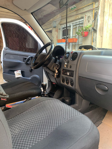 Peugeot Partner 1.6 Hdi Confort 5as