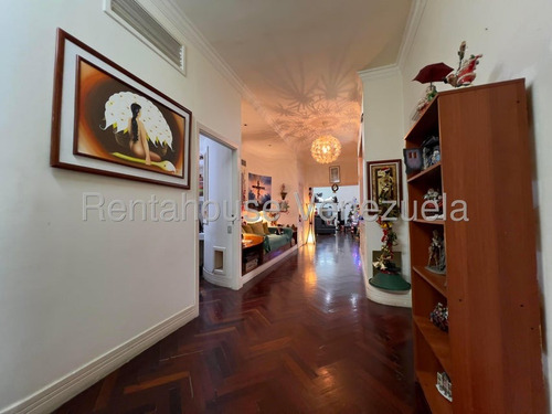 Exclusivo Y Tranquilo Apartamento En Edificio De Baja Intensidad En Venta En Altamira Yf