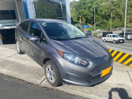 Ford Fiesta 1.6 Sportback Se Automática