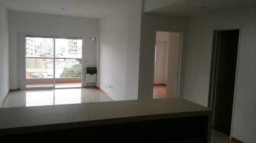 Departamento En Alquiler En Lanus Este