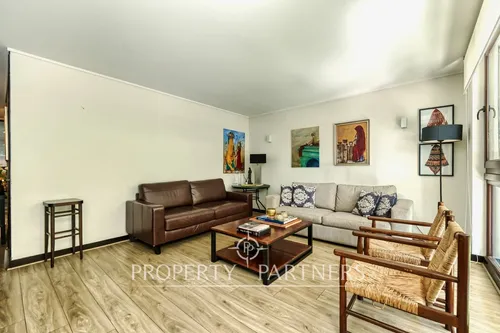 Departamento En Venta Con Jardín Y Amplio Subterrá...