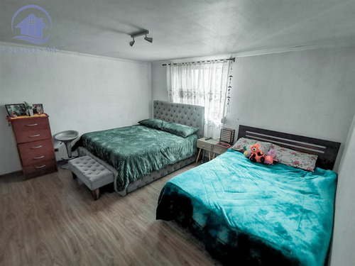Casa En Venta 7d/2b Con Piscina Y Estac. En Puente Alto