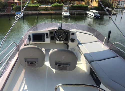 Imagen 4 de 13 de Yate Beneteau Fly 49 Lv914