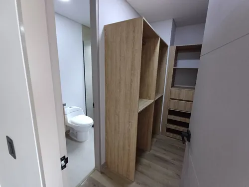 Apartamento En Venta En El Poblado - Sector El Tesoro. Cod V16786
