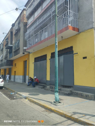 Venta De Local Comercial, Ubicado En Catia, Municipio Libertador, 90 M2