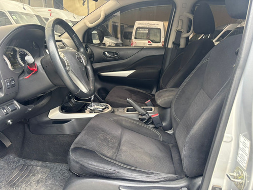Nissan Frontier 2.3 Se Cab. Dupla 4x4 Aut. 4p