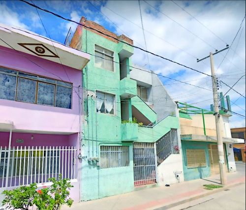 Edificio En Leon, Guanajuato (w.r) 