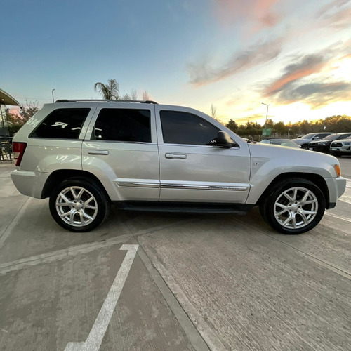 Imagen 8 de 25 de Jeep Grand Cherokee 3.0 Limited Crd