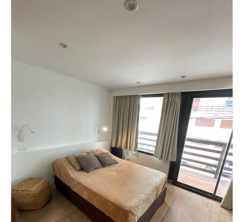 Alquiler De Marzo A Dic - Dpto 2 Amb A La Calle Con Balcon C/vista Al Mar