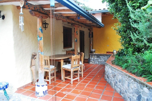 Imagen 4 de 14 de Casa De Campo En Venta, 3 Cabañas Equipadas - La Culata El Valle Mérida