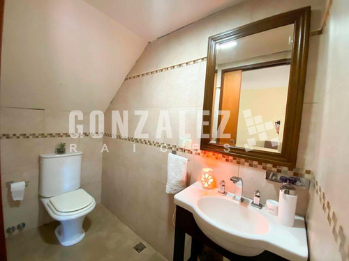 Imagen 9 de 22 de Triplex 5 Ambientes En Barrio Isabel La Católica - Ciudad Evita