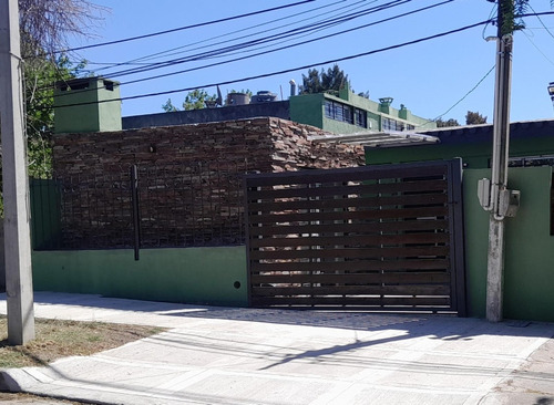 Casa En Alquiler De 2 Dormitorios C/ Cochera En Malvin Norte