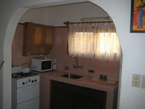 Imagen 5 de 9 de Casa A 1 Cuadra De Playa Y 2 De Hotel Argentino
