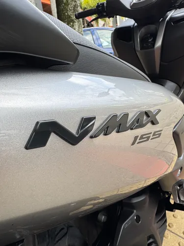 Yamaha Nmax Connect