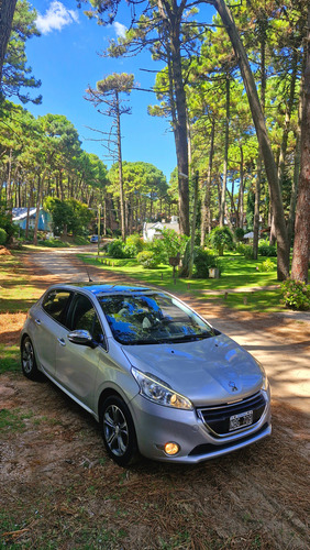 Peugeot 208 1.6 Feline