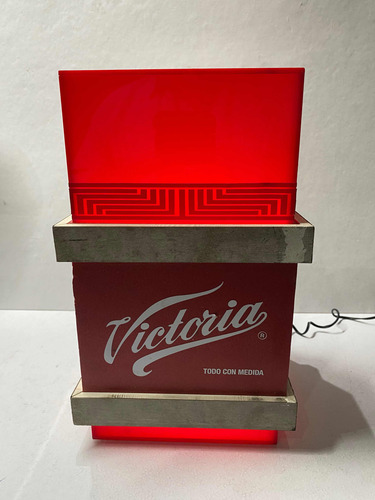 Letrero Luminoso Forma De Cubo Cerveza Victoria Usado (Usado)