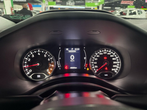 Jeep Renegade 1.8 Flex Aut. 5p
