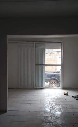 Imagem 12 de 14 de Casa À Venda Com Terreno Ao Lado