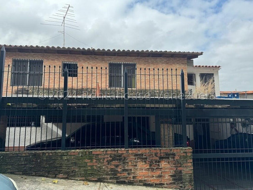 Casa En Alquiler - Delia Pereira