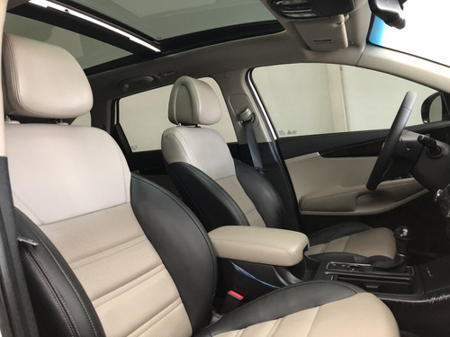 Imagem 10 de 14 de Kia Motors Sorento 2016 Gasolina