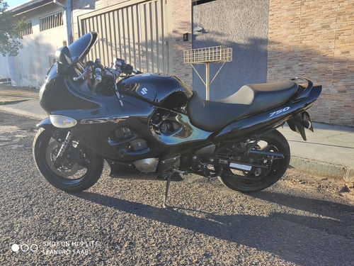 Suzuki Gsxf 750