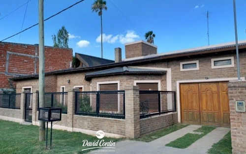 Hermosa Casa En Venta !!!