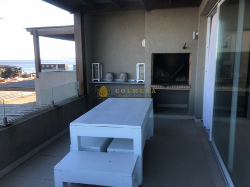 Apartamento En Muy Buena Ubicacion En Montoya, De 3 Dormitorios, Mas Habitacion De Huespedes Y Terraza Con Churrasquero. Consulte!!!!!!!!-ref:2013