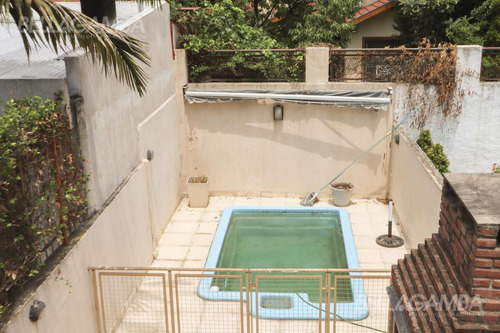 Imagen 11 de 18 de Sobresaliente Triplex 4 Ambientes Con Patio Y Piscina