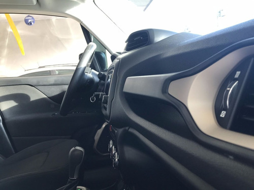 Imagem 8 de 10 de Jeep Renegade 1.8 16v Sport
