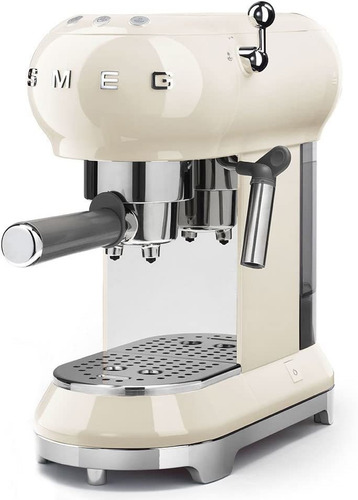 Cafetera Expresso Smeg Capacidad De 1l. Blanco