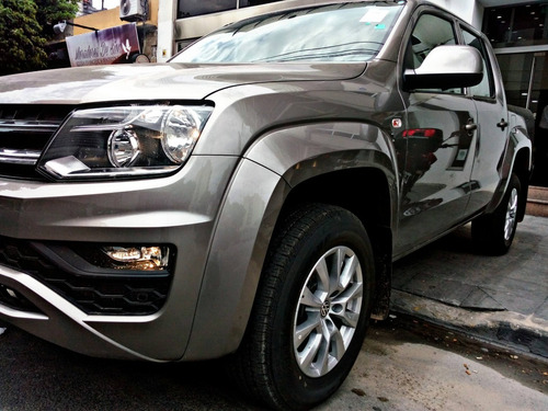 Imagen 8 de 15 de Volkswagen Amarok Comfortline 4x2 Manual 0km My 2022