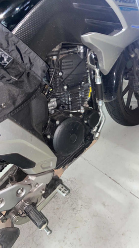 Imagem 5 de 9 de Yamaha Fazer 250