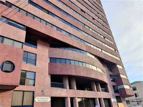 Arriendo Oficina Amoblada En Centro De Iquique