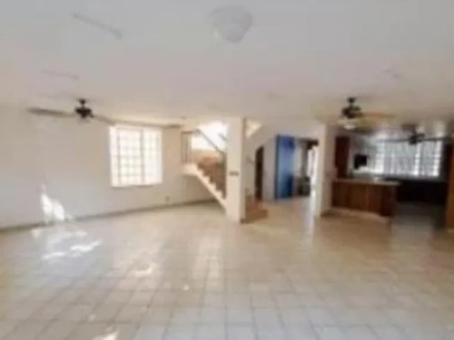 Casa En Venta Lava Sm 15 Cancun, As