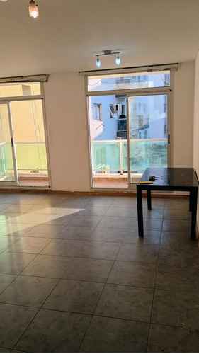Monoambiente Se Alquila En Parque Centenario