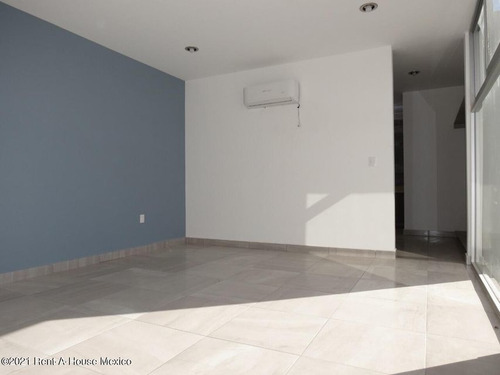 Imagen 13 de 13 de Juriquilla Casa En Venta De 3 Recamaras Con Jardin