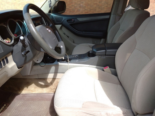 Imagen 9 de 16 de Toyota 4runner 4x2 - Automatica